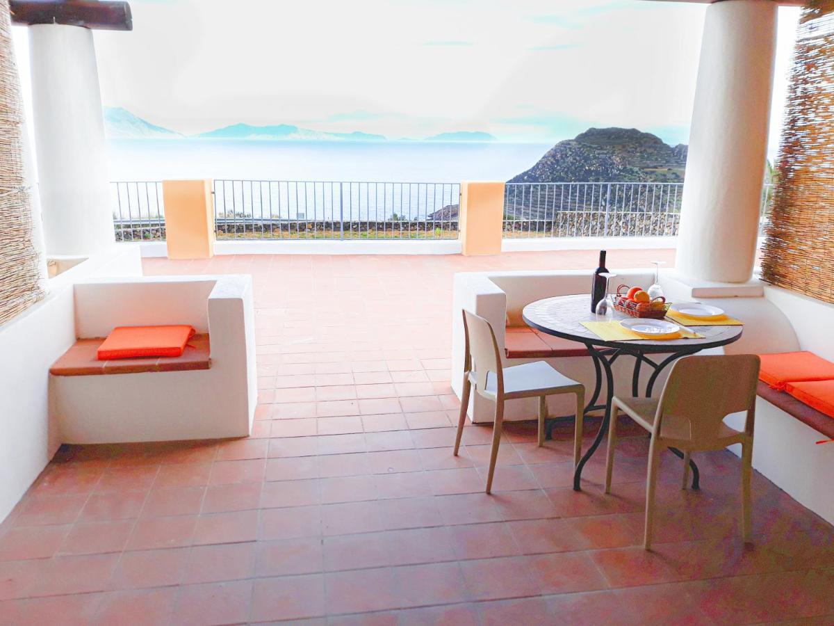 Residence Gregory Filicudi Pecorini Bagian luar foto